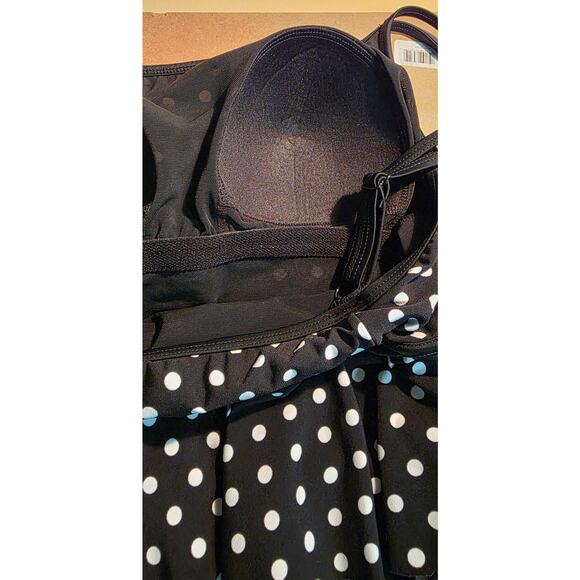 Inches Away Women's‎ One Piece Swimsuit Size 12 Polka Dots Black - Picture 4 of 7